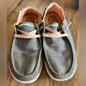 Hey Dude Charcoal Flats with Blush Laces